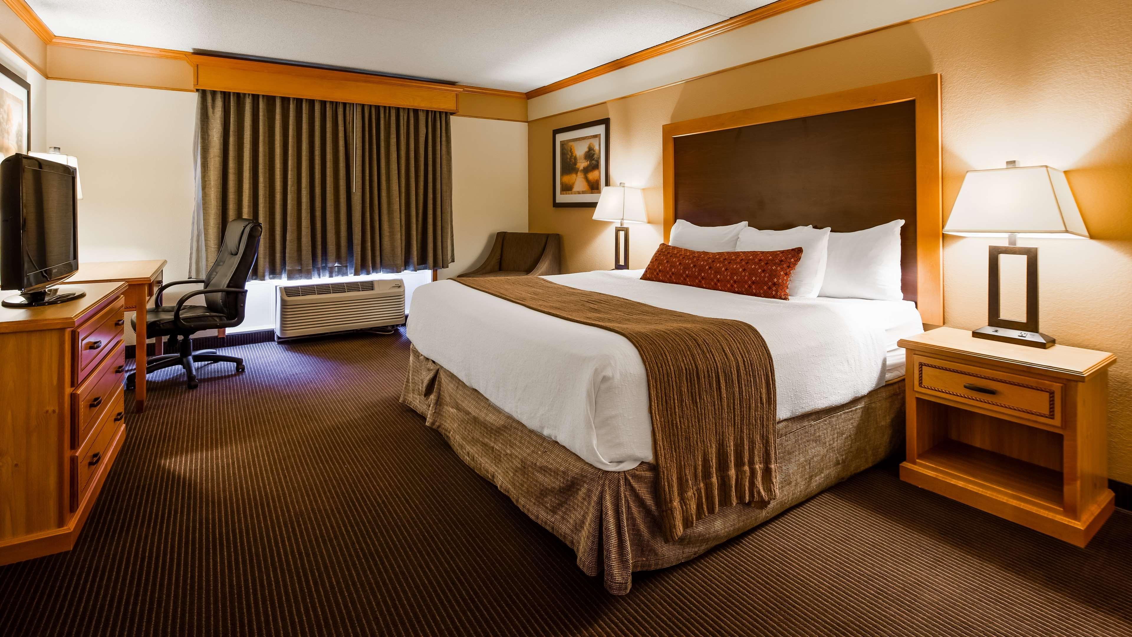 Best Western Plus Sidney Lodge Екстер'єр фото
