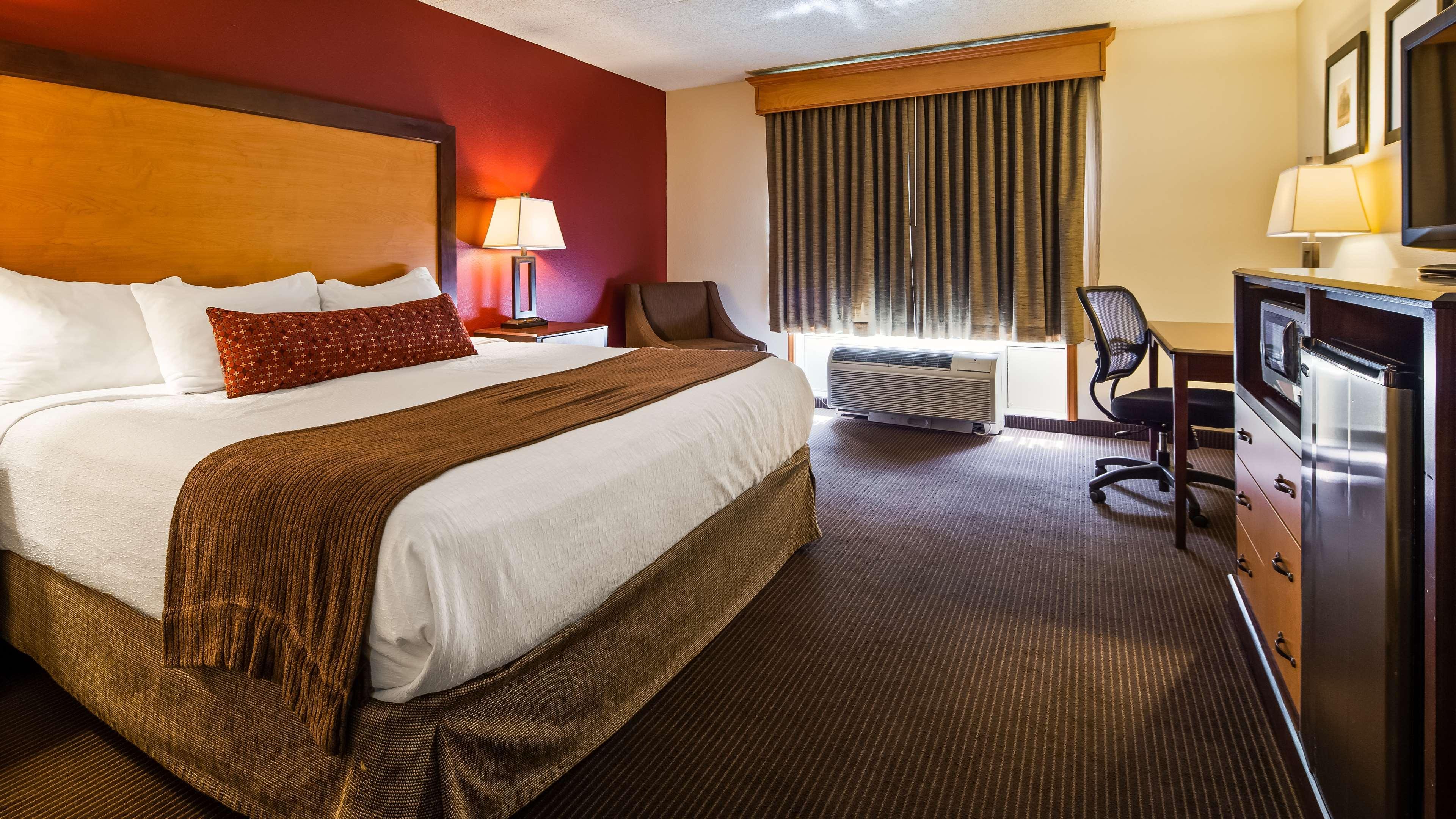 Best Western Plus Sidney Lodge Екстер'єр фото