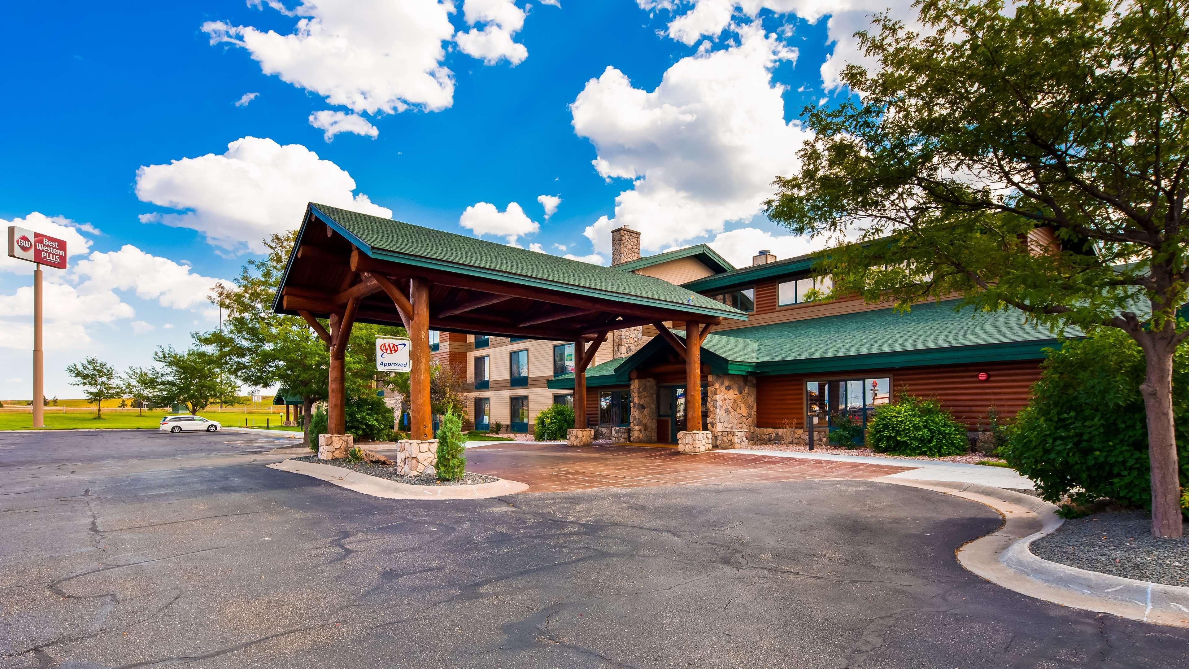 Best Western Plus Sidney Lodge Екстер'єр фото