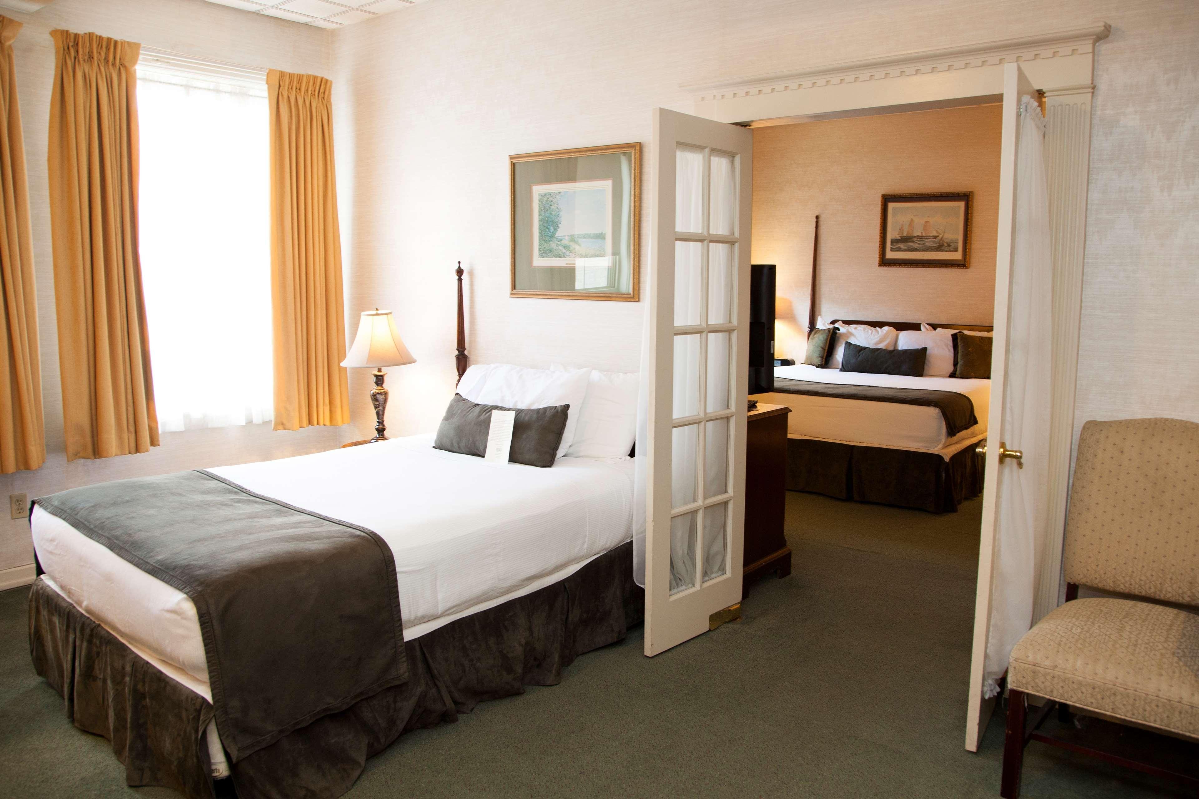 Best Western Plus Sidney Lodge Екстер'єр фото