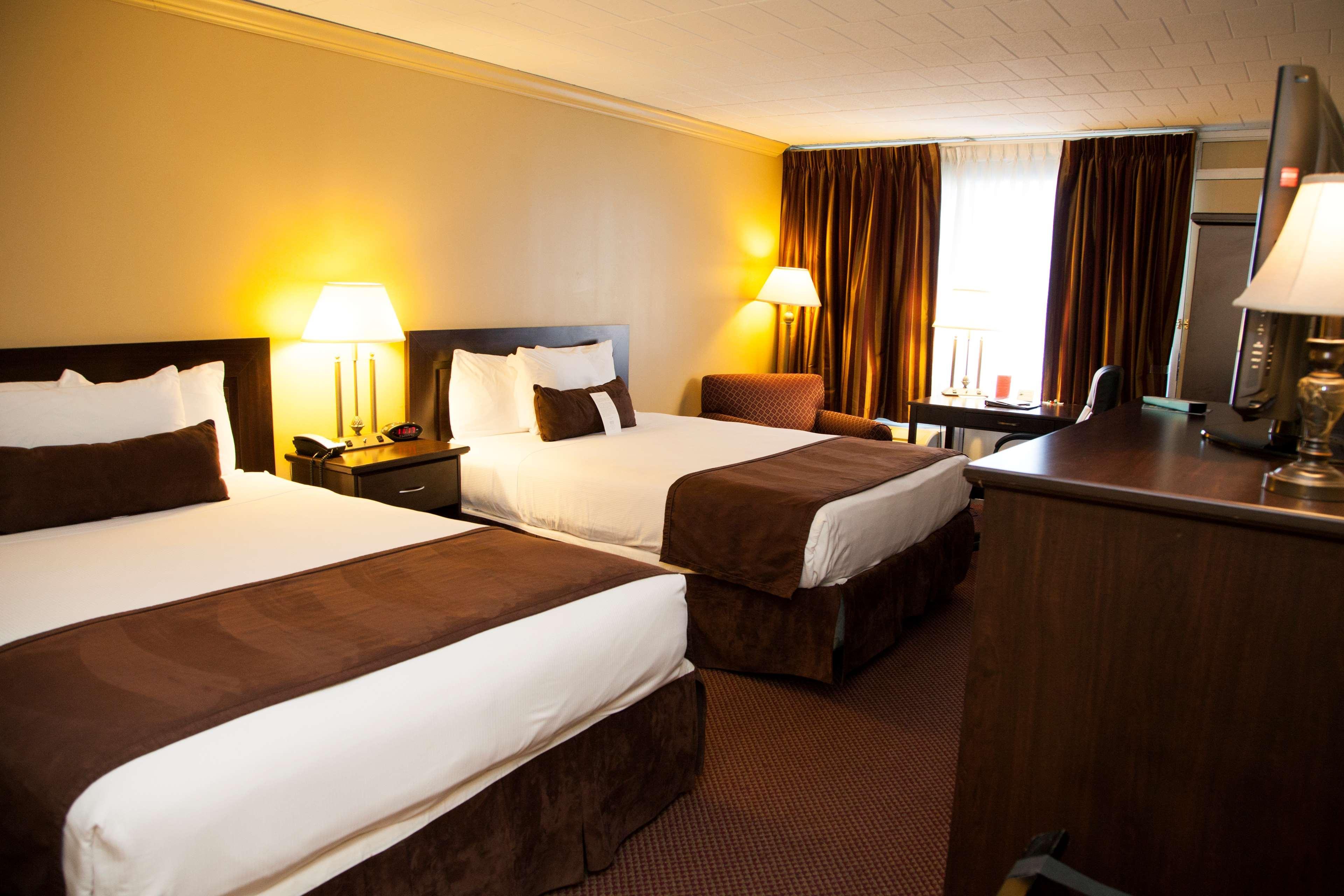 Best Western Plus Sidney Lodge Екстер'єр фото