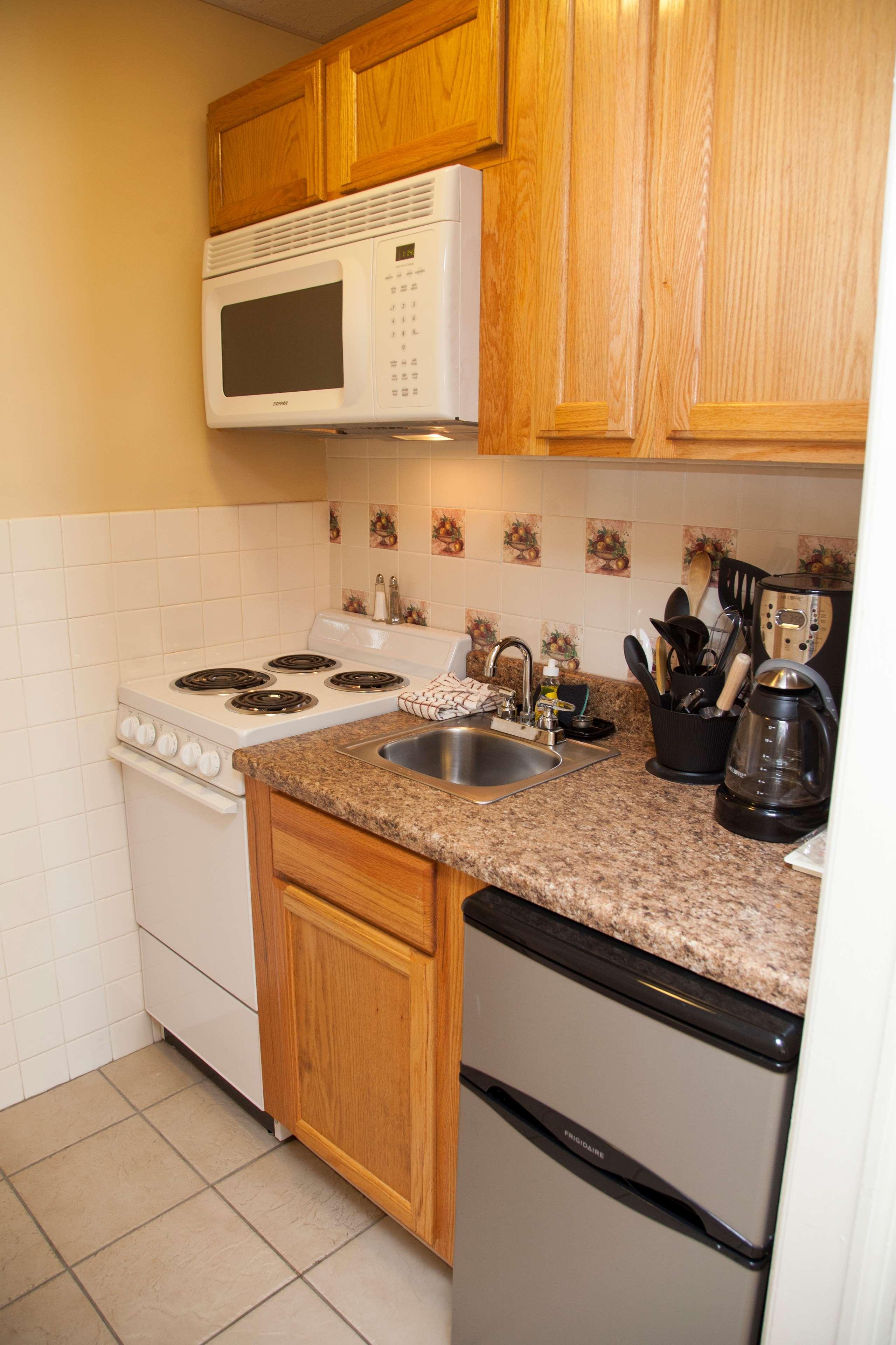 Best Western Plus Sidney Lodge Екстер'єр фото